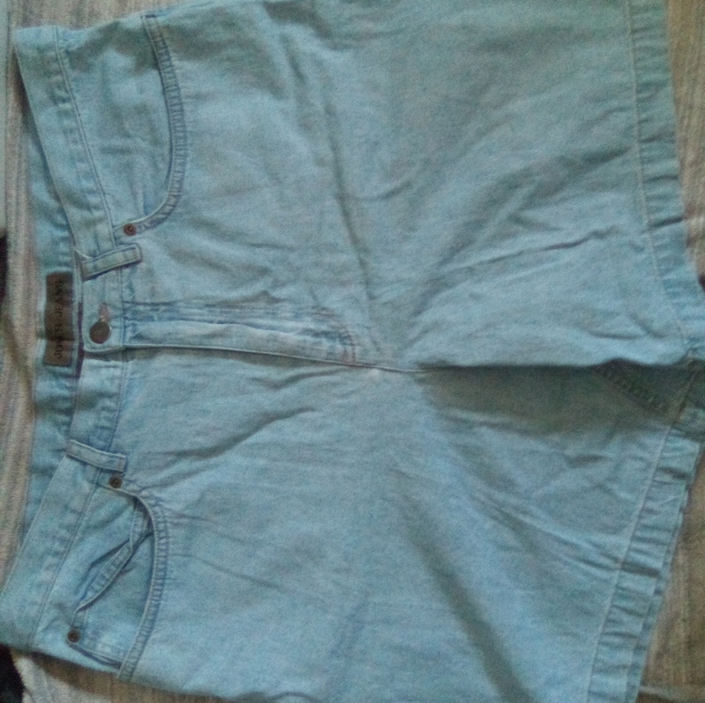 Jones jeans shorts size 32 L highwaist